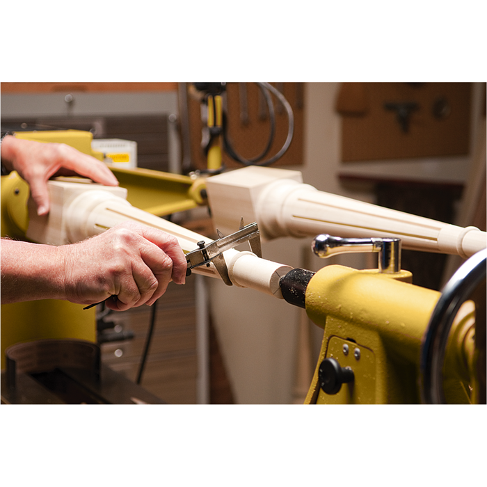 Powermatic 4224B, 24" x 42" EVS Woodworking Lathe with Lamp Kit, 3 HP, 1Ph 220V-PM9-1794224K